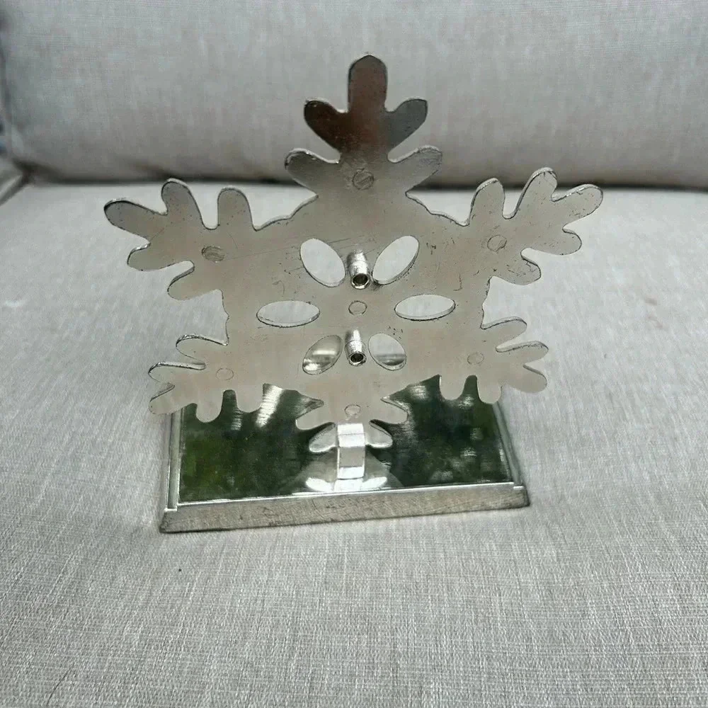 N/A 🎄silver snowflake